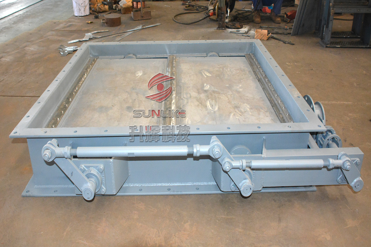 矩形調(diào)節(jié)擋板門(mén)